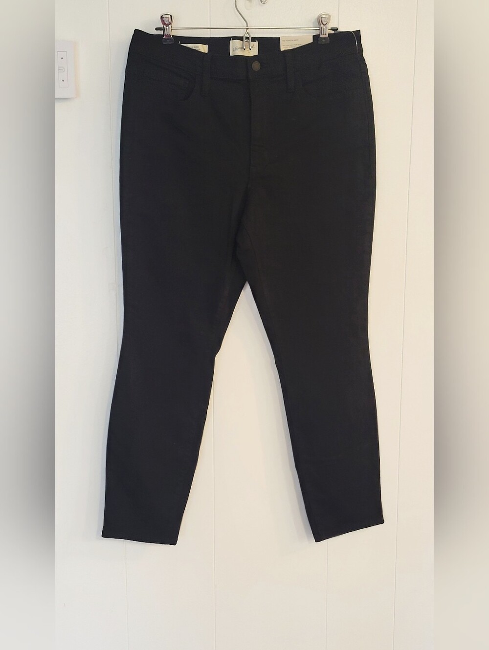 Universal Thread Black Skinny Jeans for Women